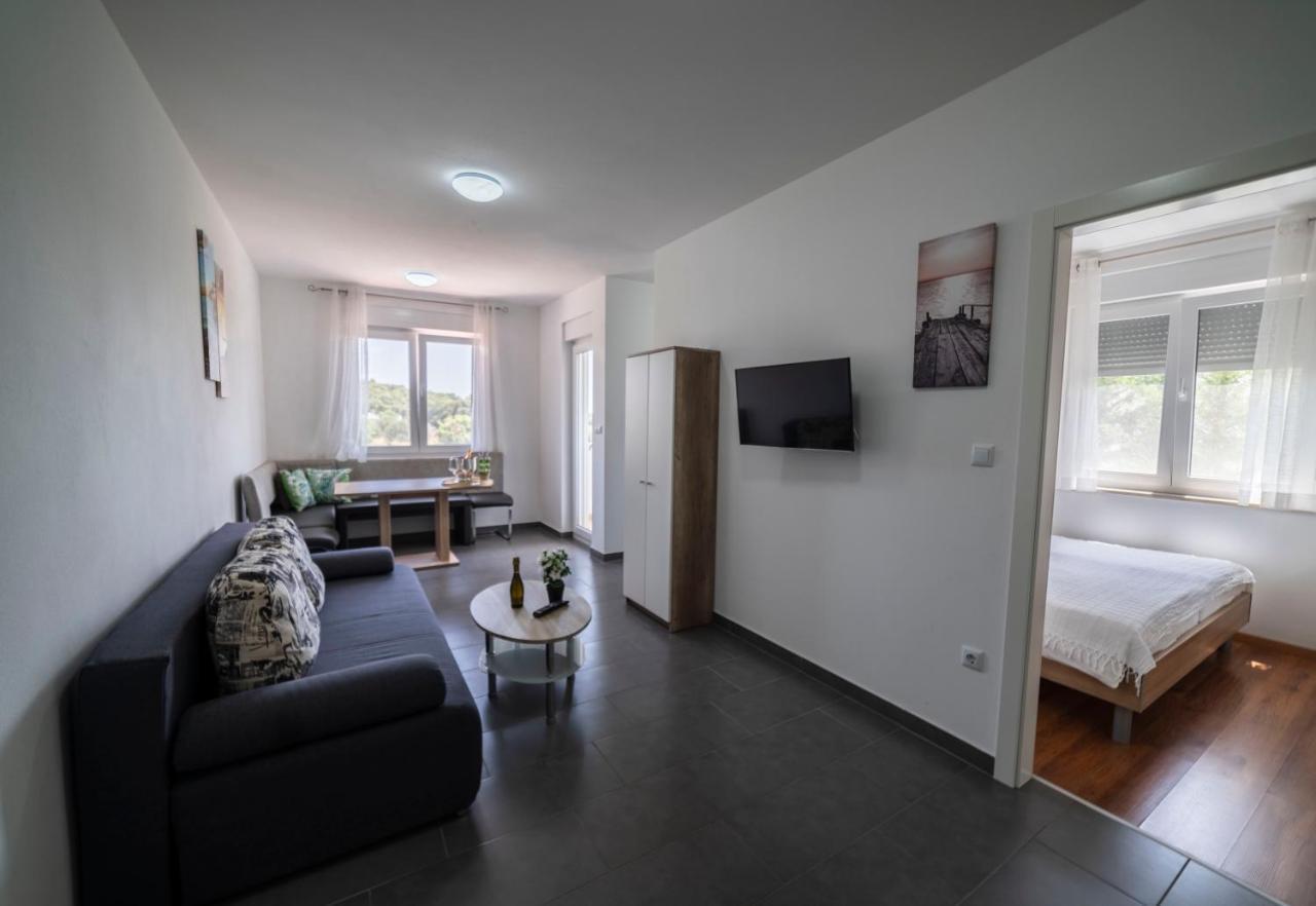 PUY Apartments Adriana מראה חיצוני תמונה