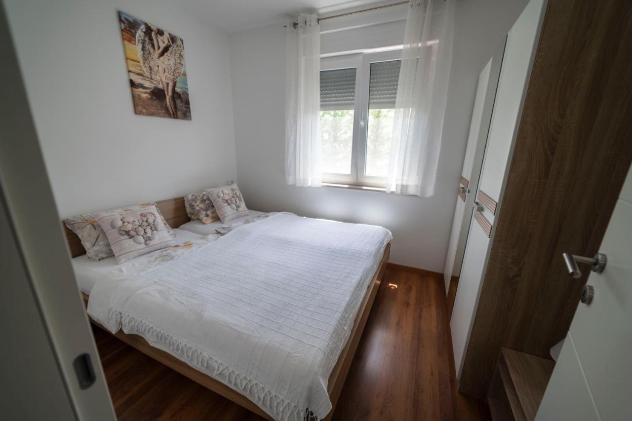 PUY Apartments Adriana מראה חיצוני תמונה