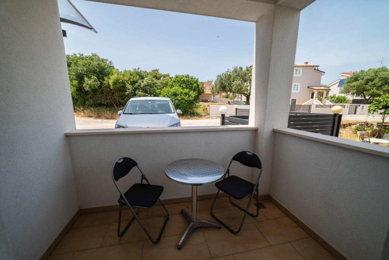 PUY Apartments Adriana מראה חיצוני תמונה