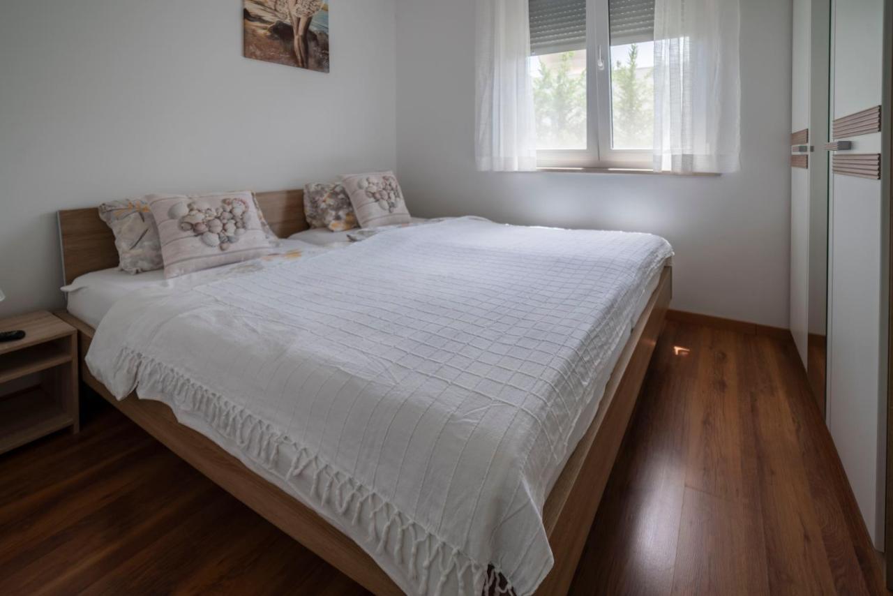 PUY Apartments Adriana מראה חיצוני תמונה