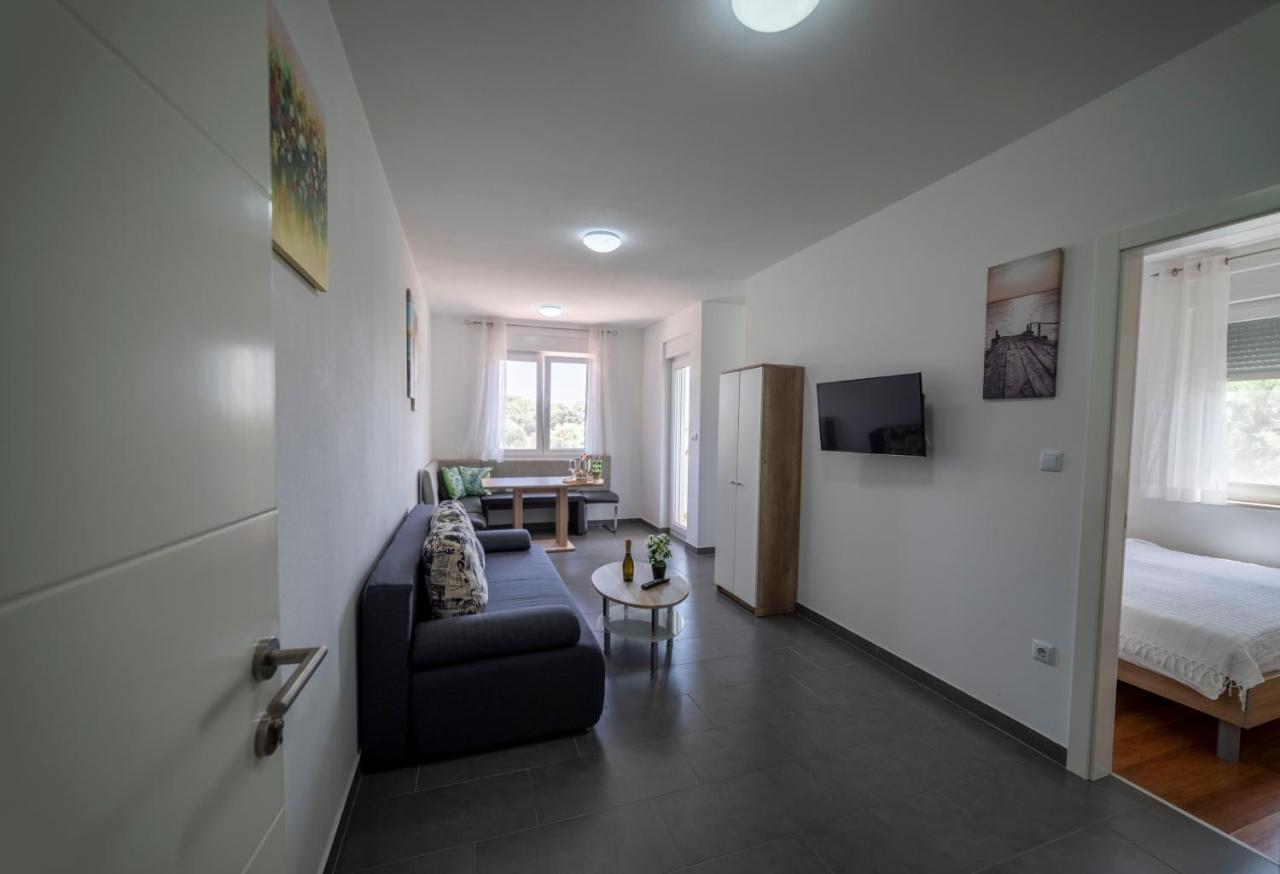 PUY Apartments Adriana מראה חיצוני תמונה