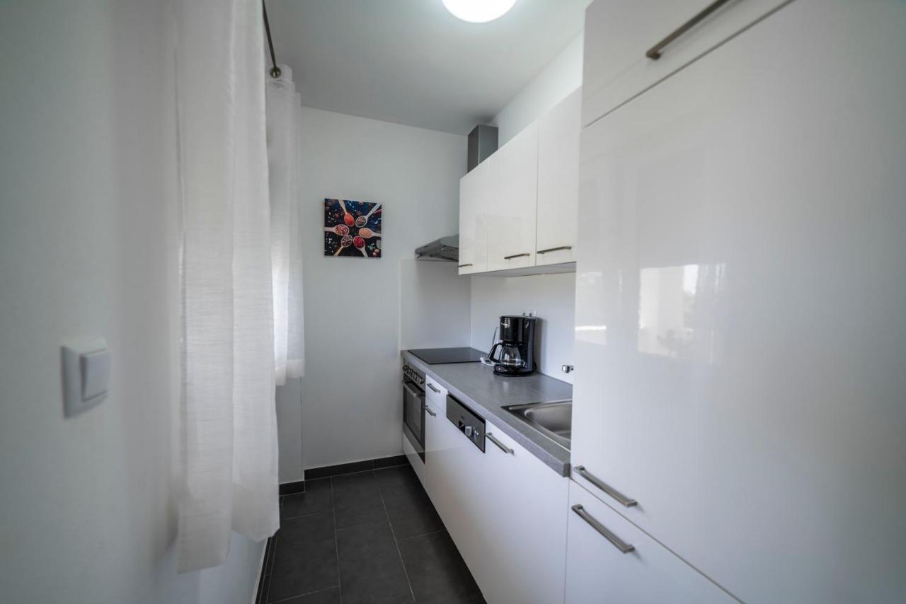 PUY Apartments Adriana מראה חיצוני תמונה
